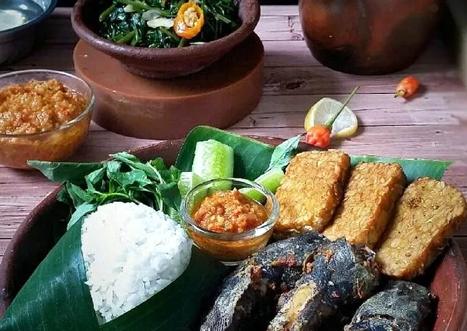 Rahasia Kelezatan Pecel Lele: Mengulik Bumbu Pecel Lele Yang Menggugah Selera
