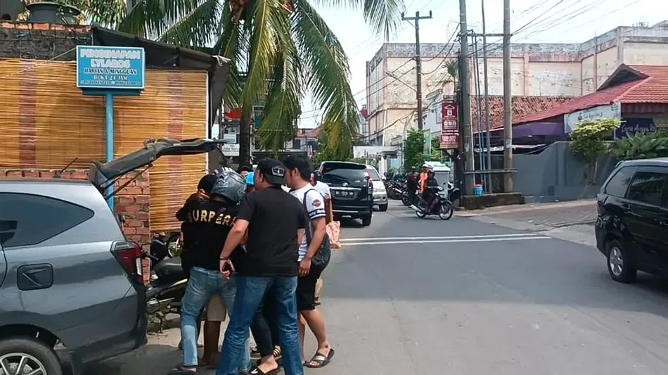 Sopir Travel Jambi Cabuli Penumpang di Bawah Umur, Ditangkap! | Bisik.id